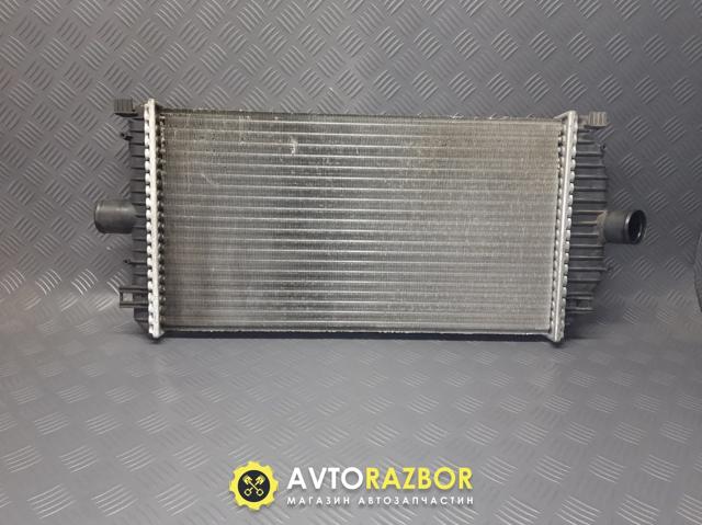 Охолоджувач наддувочного повітря 130070200F RENAULT