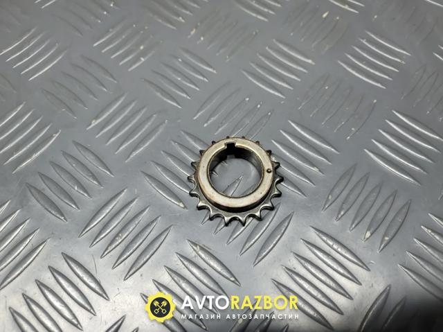 Зірочка приводу коленвала двигуна 135210D020 TOYOTA