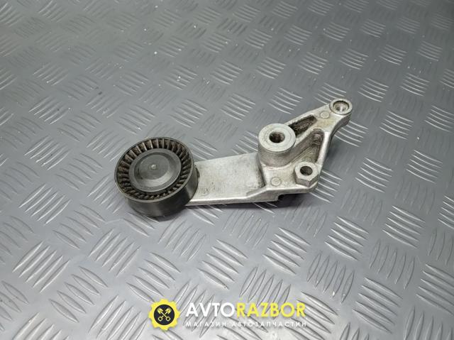 Натягувач приводного ременя 1662022012 TOYOTA