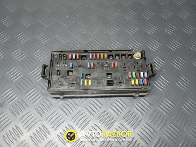 Реле запобіжників 1700351180 GEELY