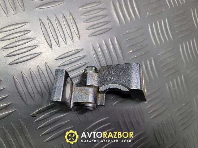 Петля задніх правих дверей 1T0833402B VAG