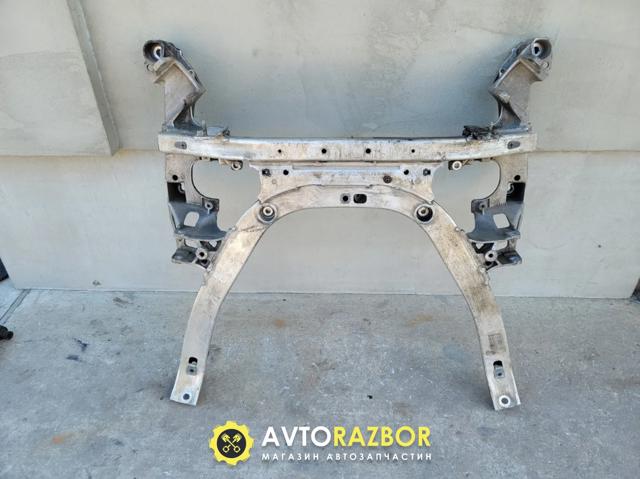 Передня балка 31116782458 BMW