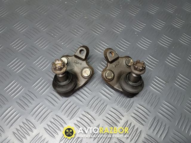 Кульова опора, нижня 4333009360 TOYOTA