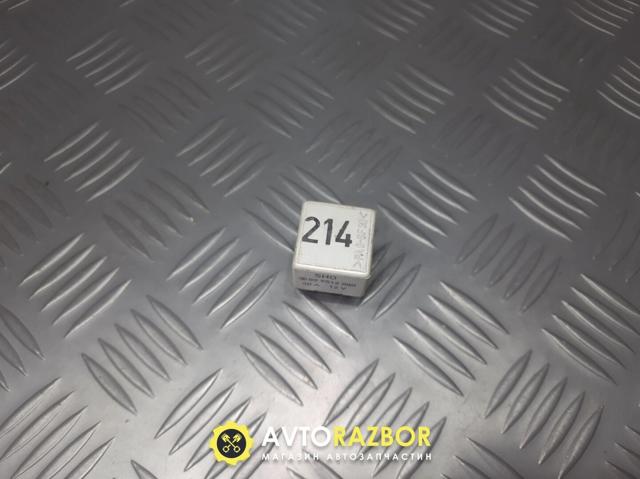 Блок управління вентилятором 443951253K VAG