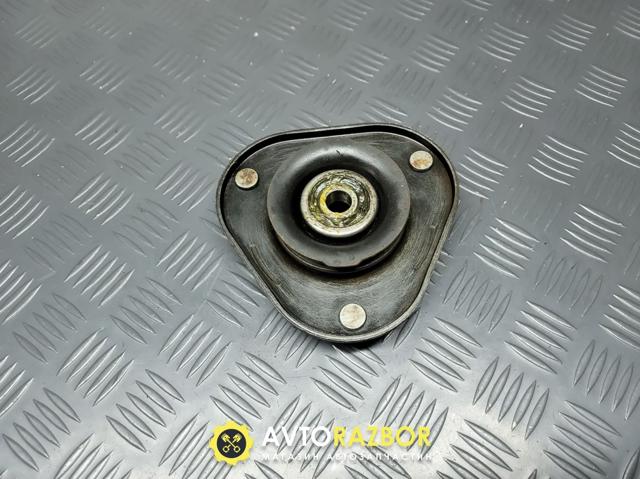 Подушка амортизатора переднього 4860905040 TOYOTA