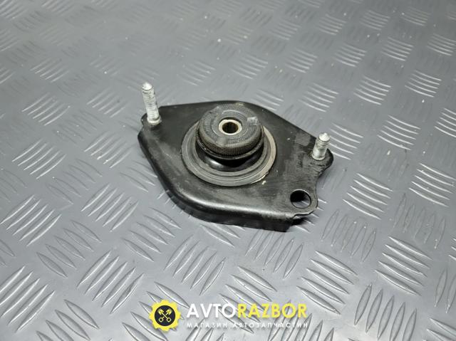 Опора амортизатора заднього, лівого 487600F010 TOYOTA