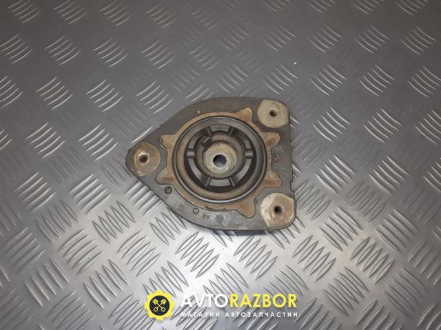 Кріплення переднього амортизатора 543200002R RENAULT