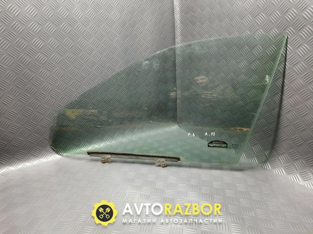 Скло та ущільнювачі скла вітрового правого/лівого 7701467575 RENAULT