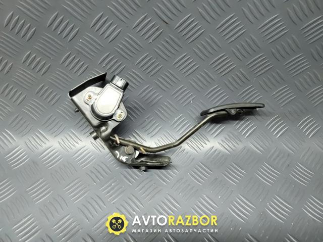 Педаль газу (акселератора) 7811135030 TOYOTA