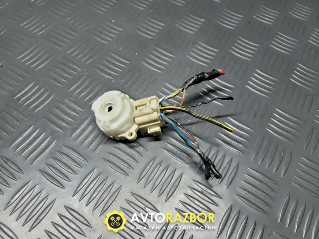 Контактна група замка запалювання 8445052010 TOYOTA