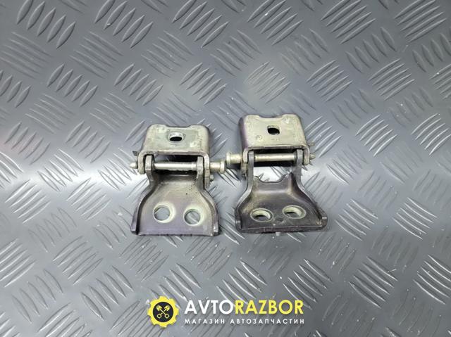 Завіса дверей передных лівих 9035G5 PEUGEOT