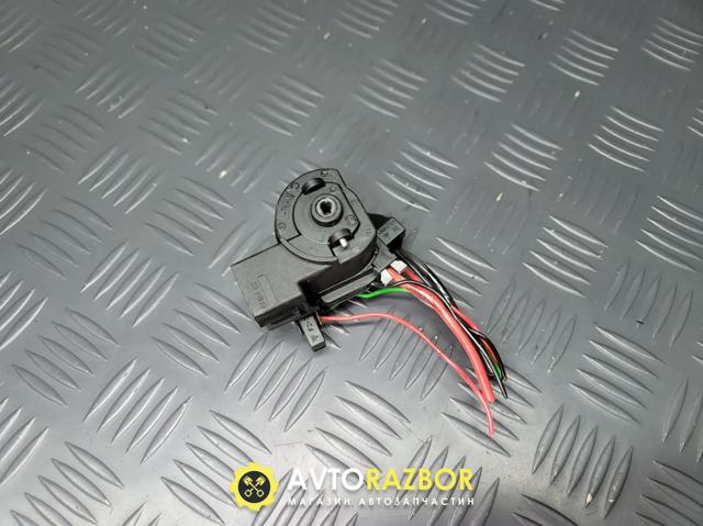 Контактна група замка запалювання 90505912 GM