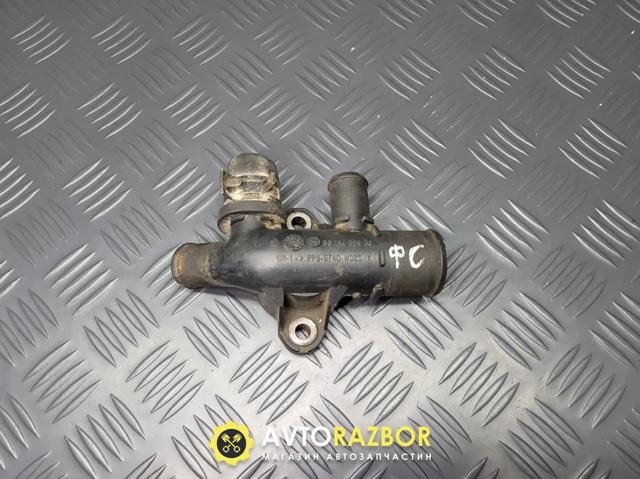 Водяний патрубок 9619498980 PEUGEOT