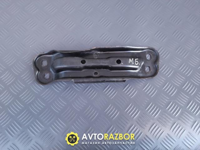 Балка кріплення коробки передач A2102420901 MERCEDES