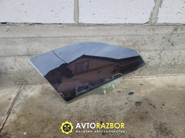 Скло передніх дверей, правих B25D58511B MAZDA