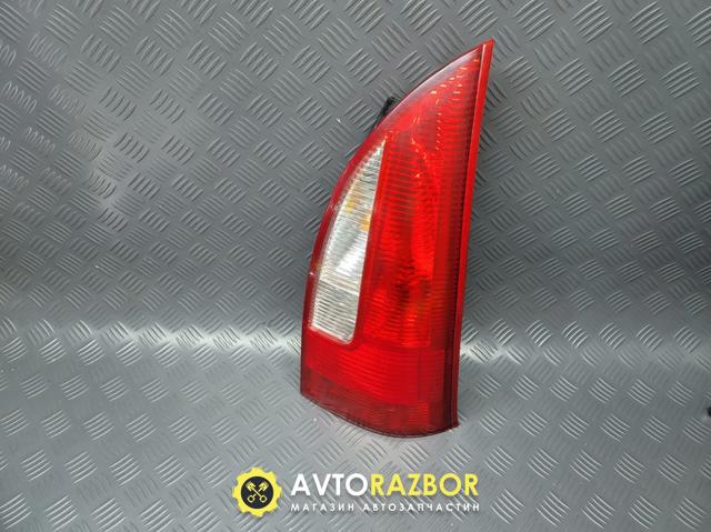Задній правий стоп CB0151150A MAZDA