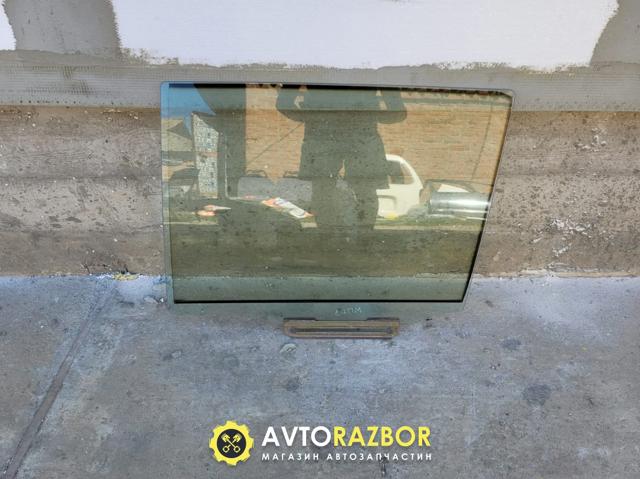 Скло задніх дверей, лівих CB0273510A MAZDA