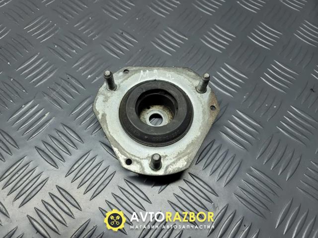 Кріплення переднього амортизатора Mazda 2 II