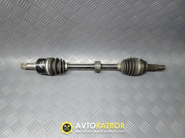 Піввісь передня, права FD8025600A MAZDA