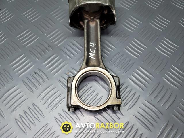 Шатун поршня ДВЗ M889384 MITSUBISHI