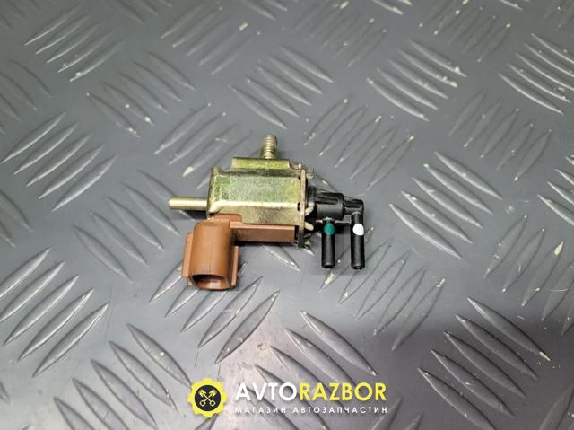 Клапан соленоїд регулювання заслонки EGR MR204853 MITSUBISHI