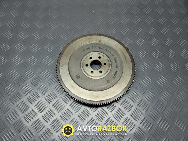Маховик двигуна R90400169 GM