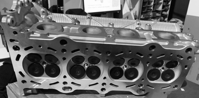 ГБЦ мотора 1110078KA0 MARKET (OEM)