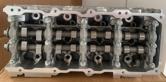 Головка блока циліндрів (ГБЦ) 7701068368 RENAULT