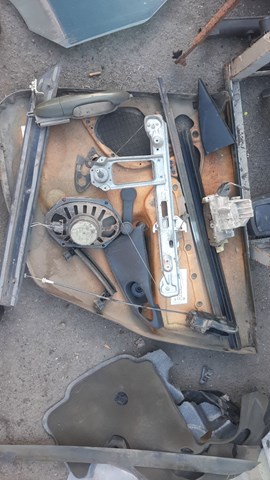 Механізм склопідйомника двері задньої, лівої 1331608 FORD
