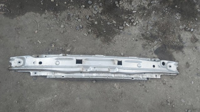 Швелер переднього бампера Opel Zafira A