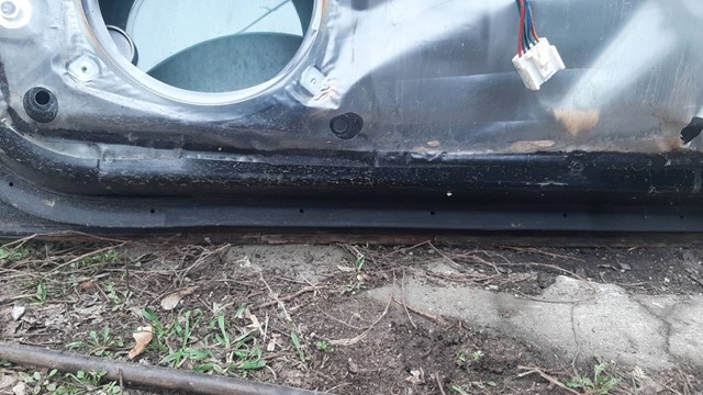 Дверка передня права Subaru Legacy 4
