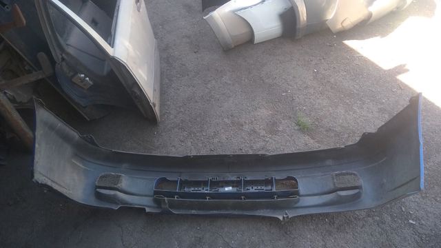 Буфер (бампер) передній Nissan Almera 1