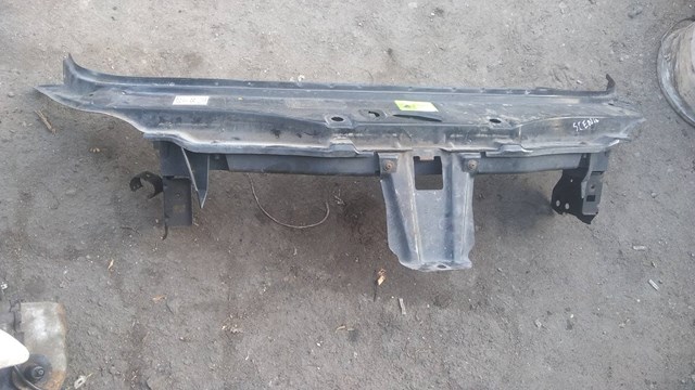 Супорт радіатора верхній/монтажна панель кріплення фар 625117114R RENAULT