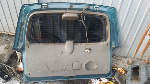 П'яті двері 7370026090 HYUNDAI