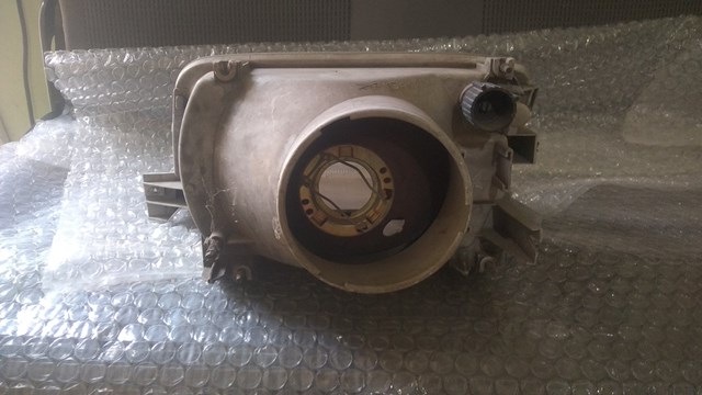 Фара правая 770078172 RENAULT