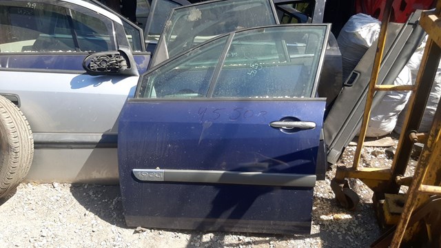 Водійські двері 801015506R RENAULT