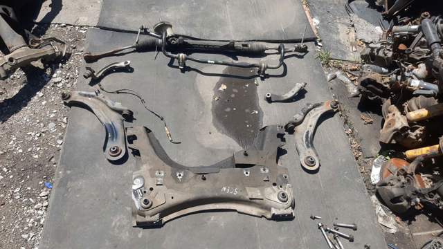 Рейковий рульовий механізм 8200463517 RENAULT