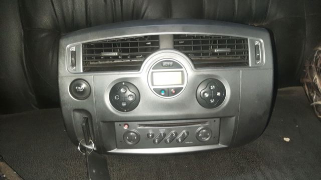 Магнітола 8200497243 RENAULT