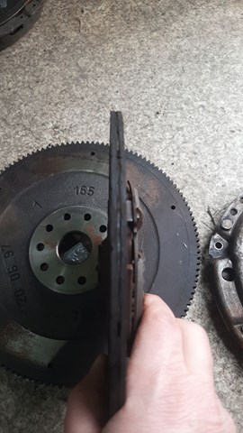 Демпферний маховик 90502914 OPEL