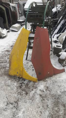 Переднє праве крило 9567247988 FIAT