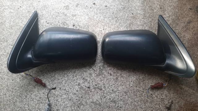 Праве бокове дзеркало Nissan Almera 1