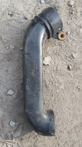 Патрубок повітряний, вхід повітряного фільтра 9656673480 PEUGEOT