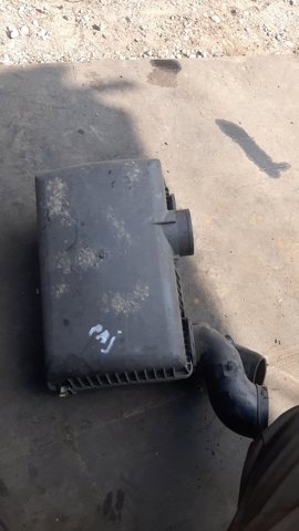 Корпус повітряного фільтра, верхня частина MR404842 MITSUBISHI