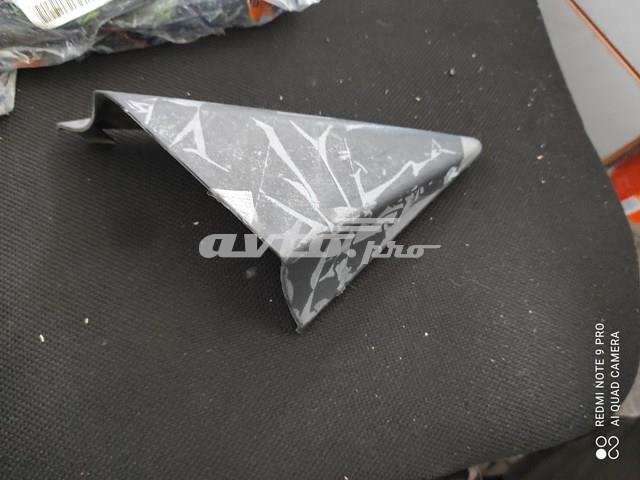 Накладка дзеркала заднього виду, права 9018110107 MERCEDES