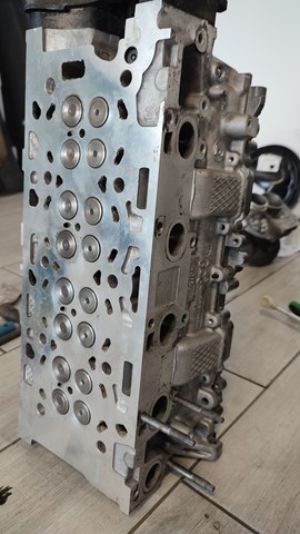 Головка блоку 9655911480 FORD