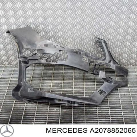 Праве кріплення переднього бампера A2078852065 MERCEDES