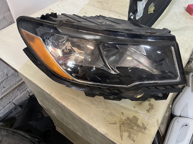 Права блок фара 55112706AE CHRYSLER