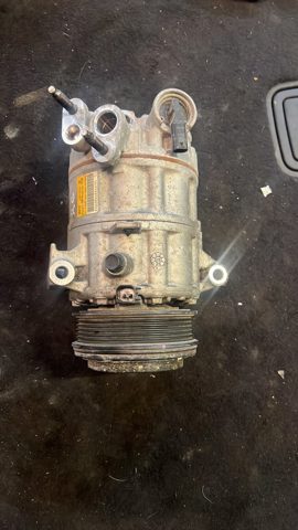 Компресор кліматичної установки 68245083AA CHRYSLER