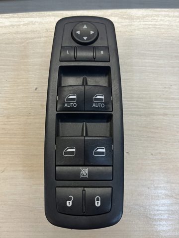 Кнопковий блок керування склопідіймачами передній лівий 68271206AB CHRYSLER