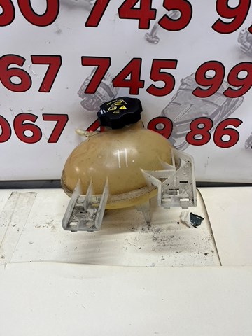 Водяний бачок системи охолодження 68289857AA CHRYSLER